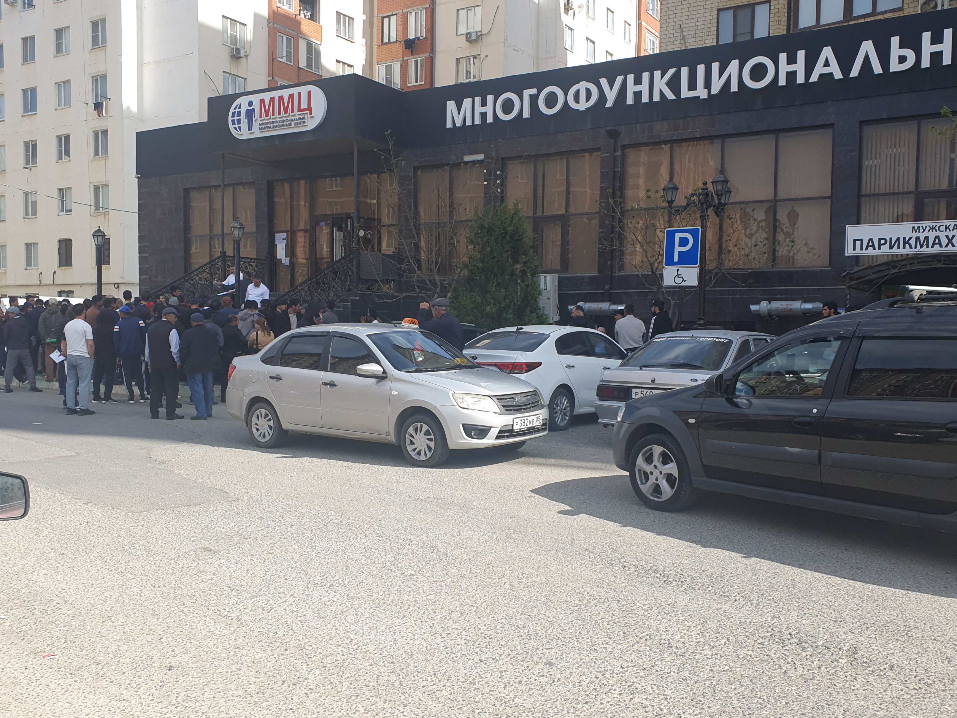 В Многофункциональном миграционном центре по Республике Дагестан прошла встреча с иностранными гражданами