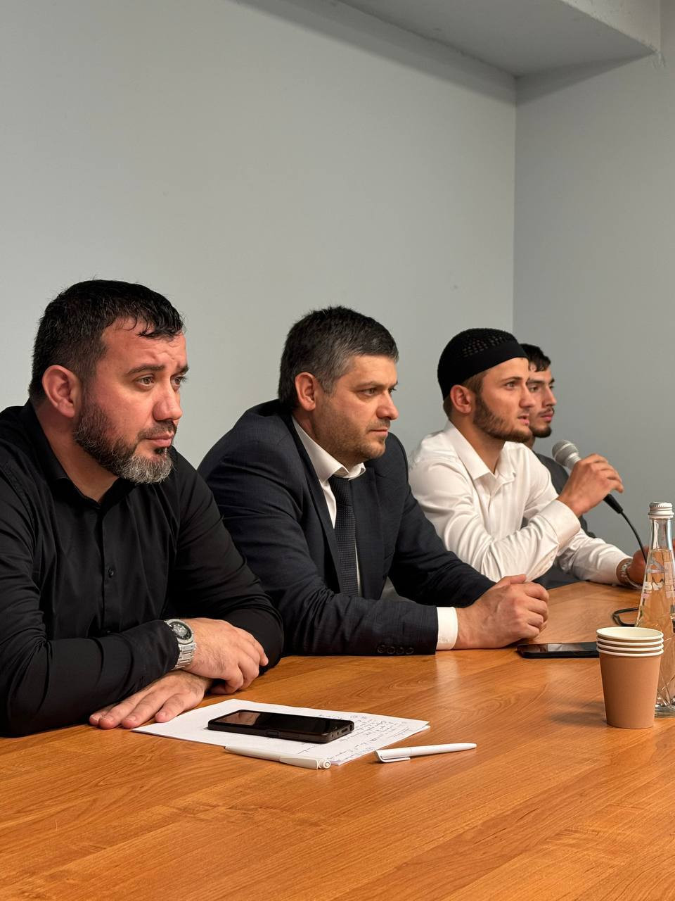 В Дагестанском гуманитарном институте прошел открытый диалог