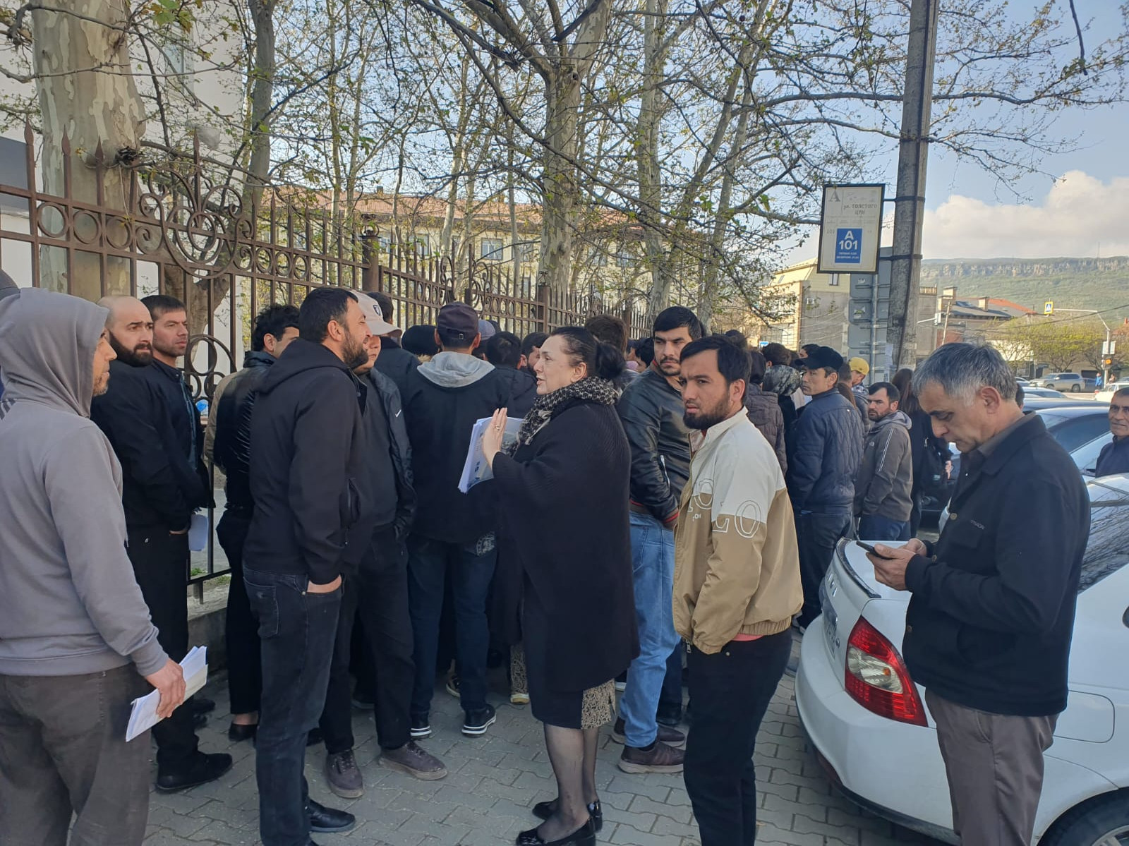 Представители Миннаца РД провели встречу с иностранными гражданами