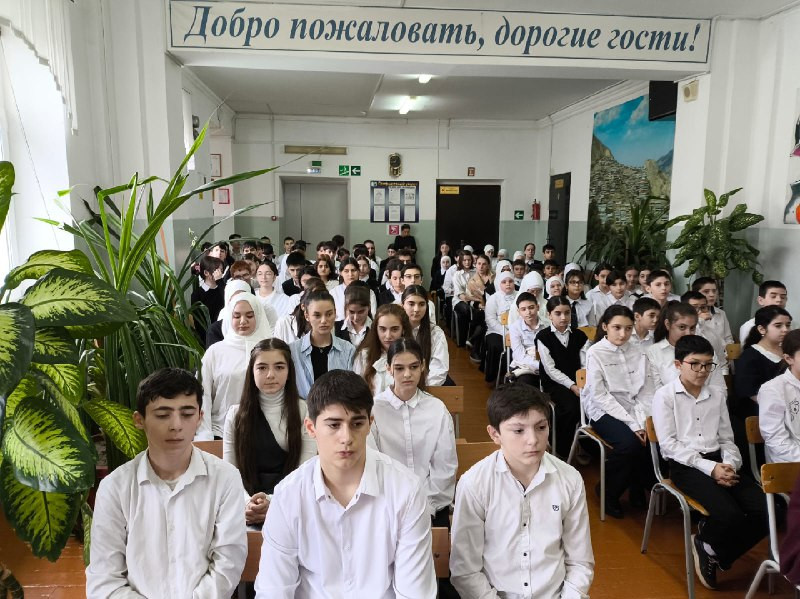 Миннацем РД проводится работа по реализации политики государства по сохранению и укреплению традиционных российских духовно-нравственных ценностей