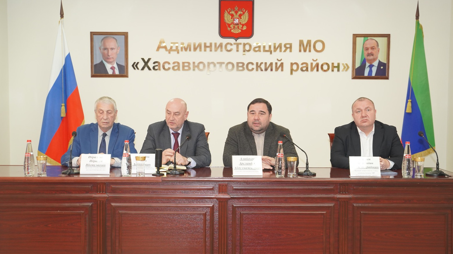Прошла встреча с активом Хасавюртовского района