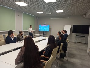В Махачкале прошел круглый стол на тему: «Выработка новых форм и методов работы по недопущению вовлечения учащейся молодежи в ряды законспирированных террористических ячеек и обмен положительным опытом»