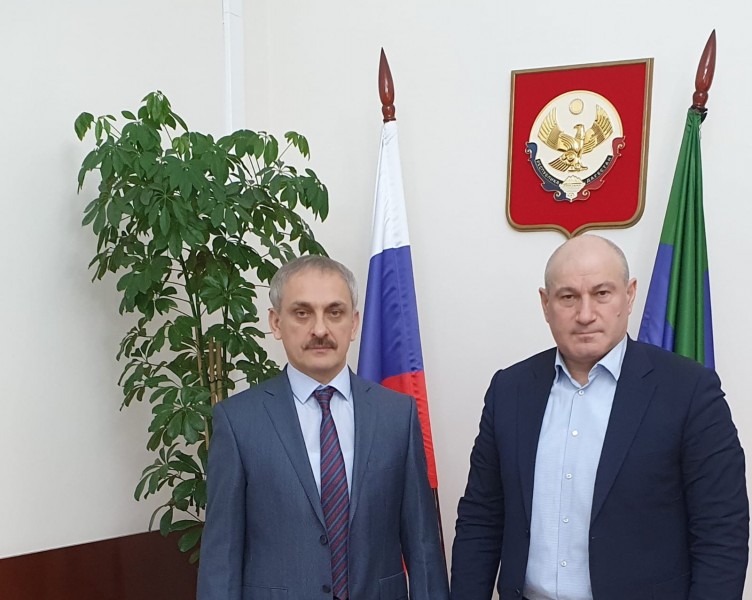 Энрик Муслимов встретился с представителем Правительства Дагестана в Свердловской области