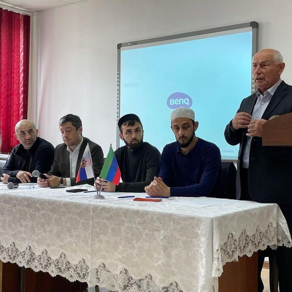 Очередная встреча в рамках проектах «Наше будущее в наших руках» прошла в Дербенте