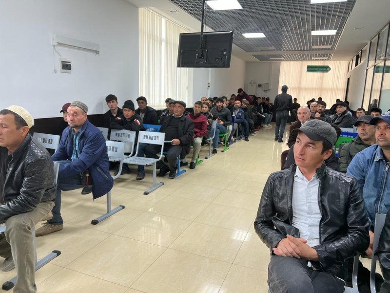 В Многофункциональном миграционном центре по Республике Дагестан состоялась встреча с иностранными гражданами