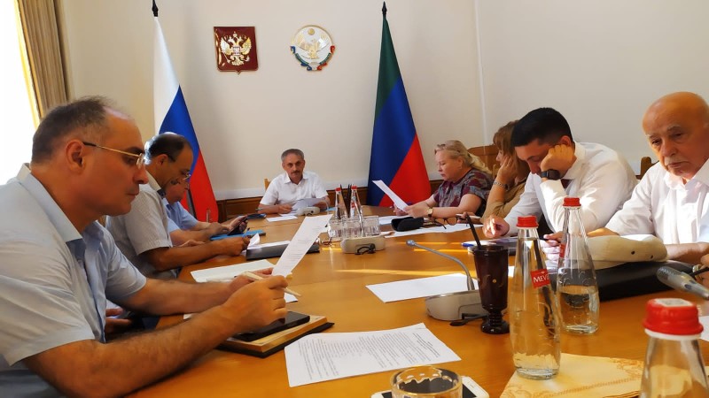 В Правительстве Дагестана обсудили организацию проекта «Вахта Героев Отечества».