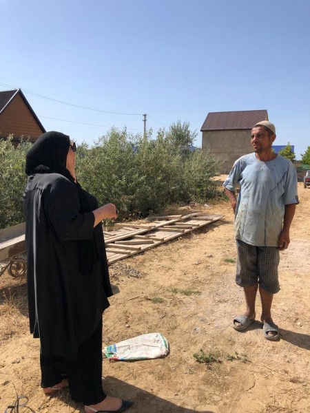 Миннац РД провел встречу с трудовыми мигрантами в поселке Зеленоморск