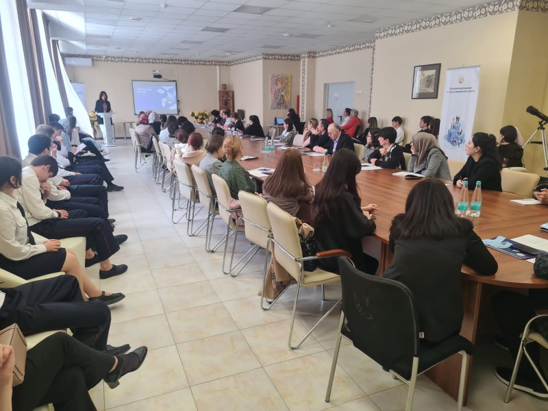 Курс по социальному проектированию прошел в Республиканском центре образования