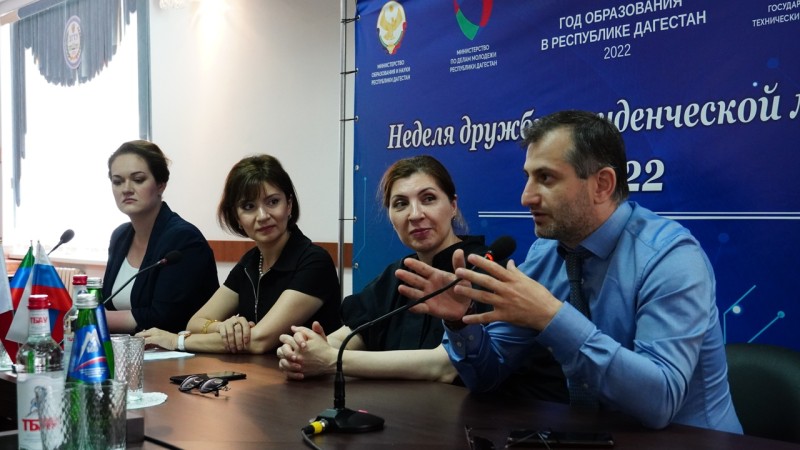 В ДГТУпрошел круглый стол «Студенческая молодежь: новые аспекты развития»