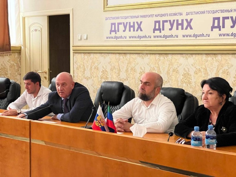 В Бизнес-колледже прошло мероприятие на тему «Своими делами славь Отечество»
