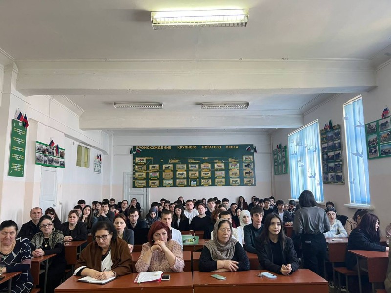 Продолжается цикл профилактических встреч в рамках проекта «Открытый диалог»