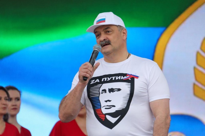 Коллектив Миннаца РД во главе с министром приняли участие в акции «В единстве – наша сила!»