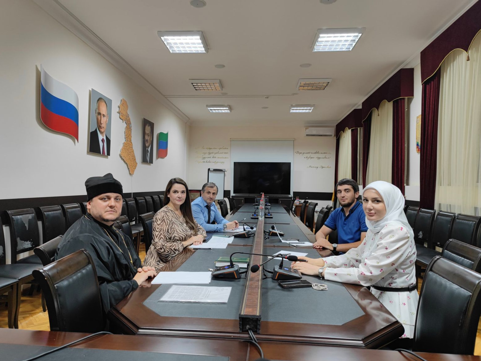 В Миннаце РД обсудили вопросы подготовки к республиканскому этапу Рождественских чтений
