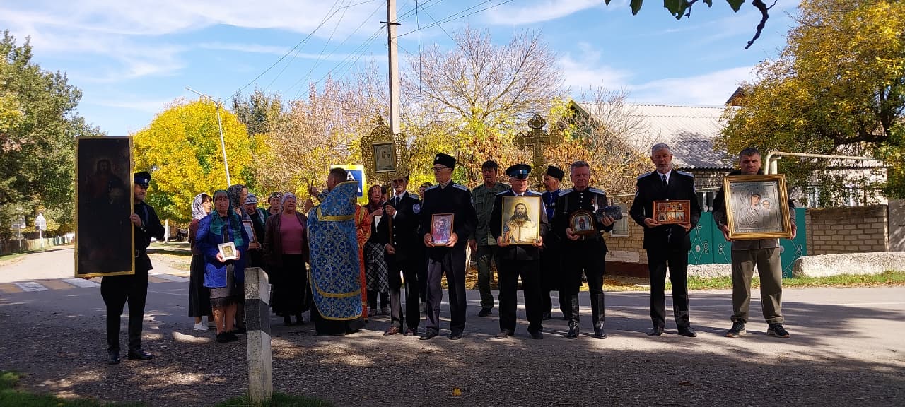 Православные верующие в Дагестане отмечают Покров Пресвятой Богородицы