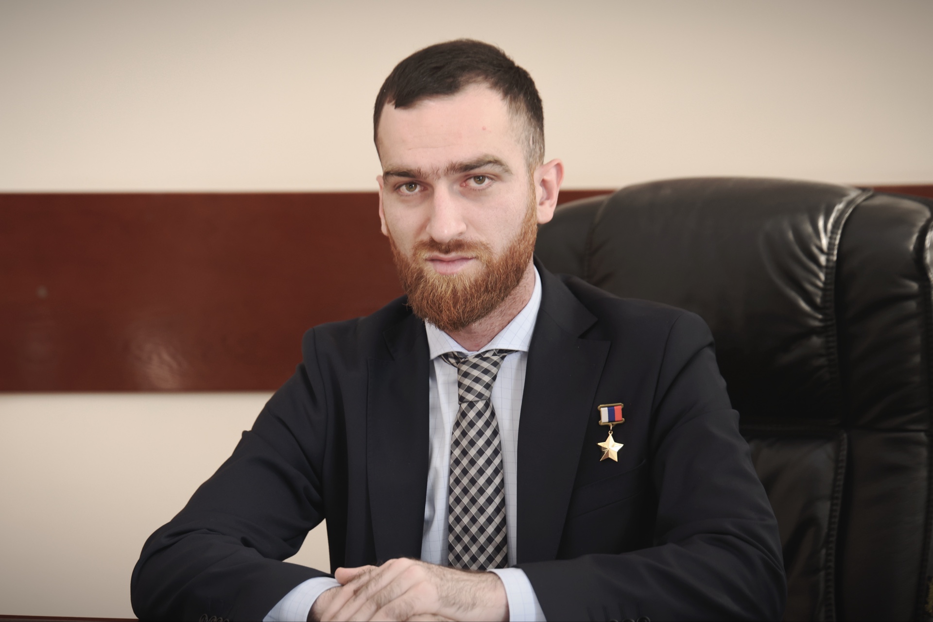 Темирлан Абуталимов поздравил спасателей с профессиональным праздником и 35-летием со дня образования МЧС России