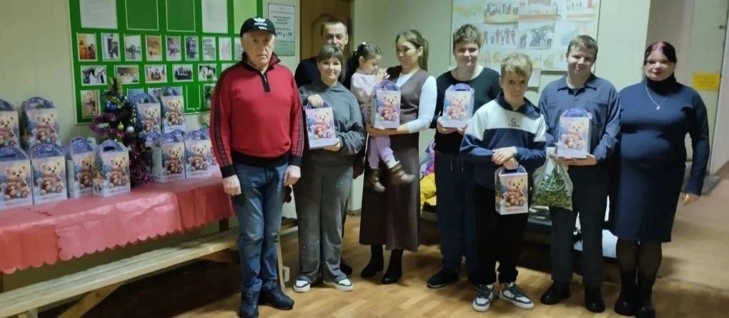 Всем миром. Активисты землячеств Ставропольского края, занимающиеся благотворительностью, отмечены Благодарственными письмами