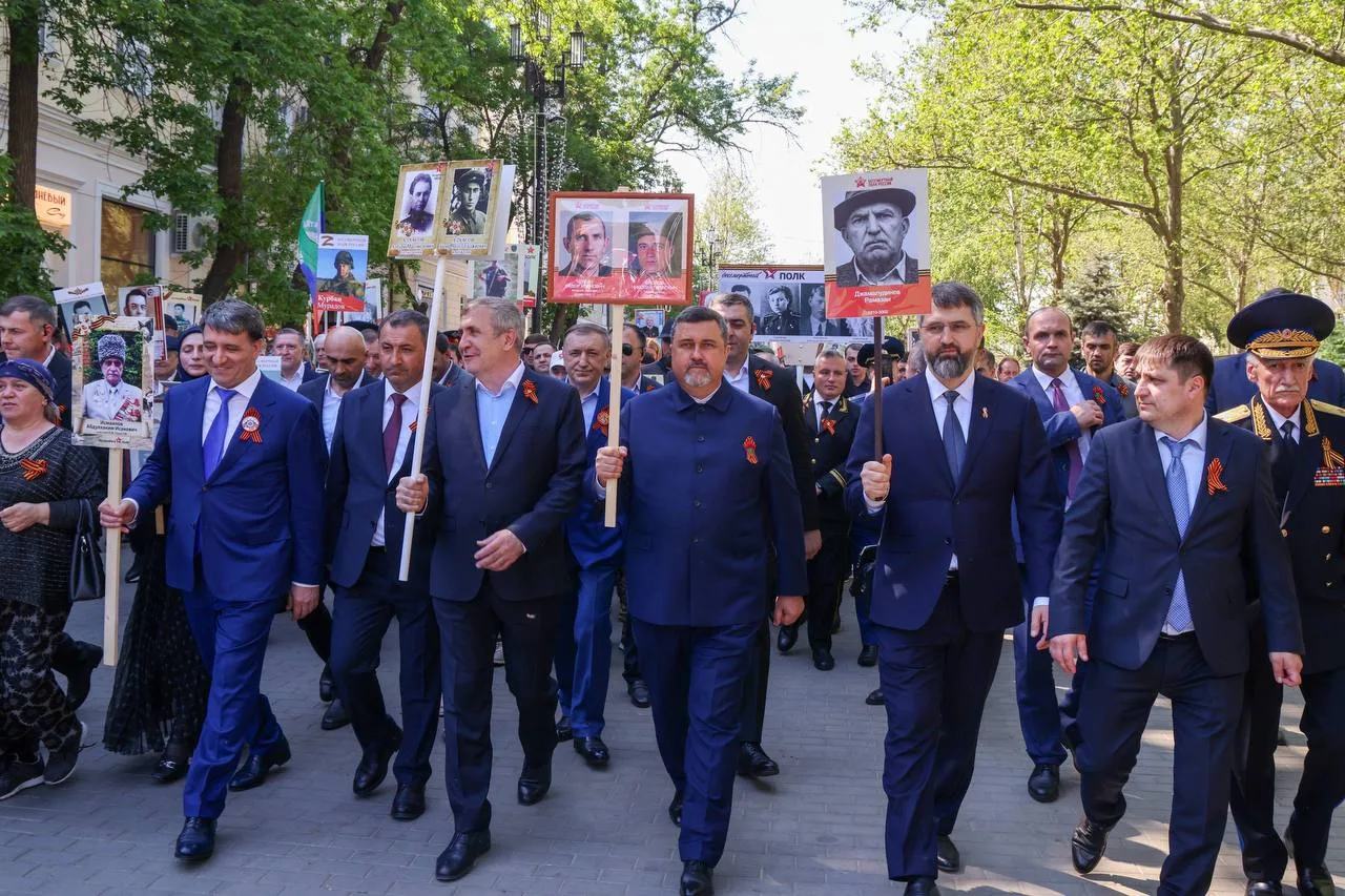 Победа в лицах
