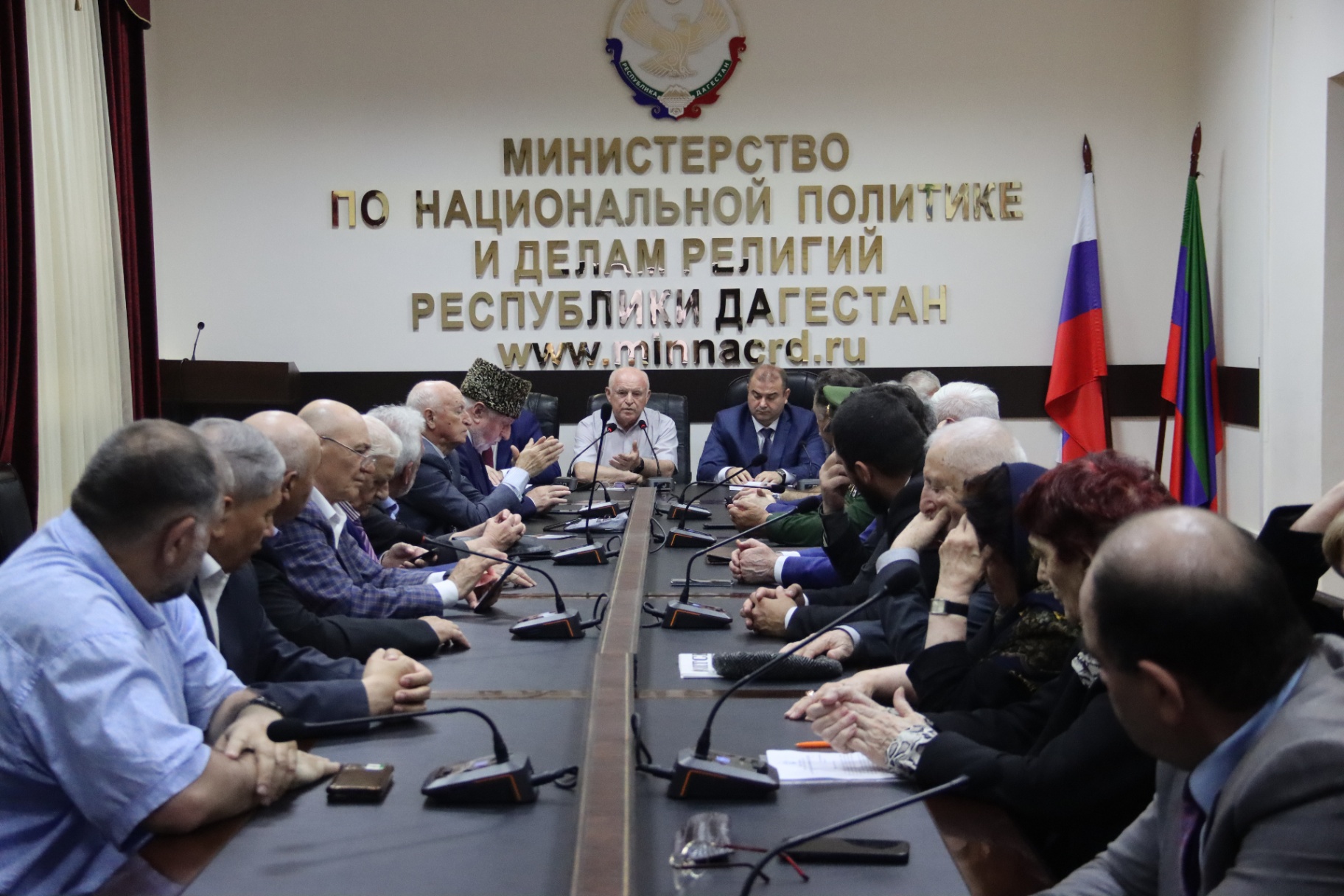 В Махачкале обсудили вклад Магомедсалиха Гусаева в становление современной государственности Дагестана
