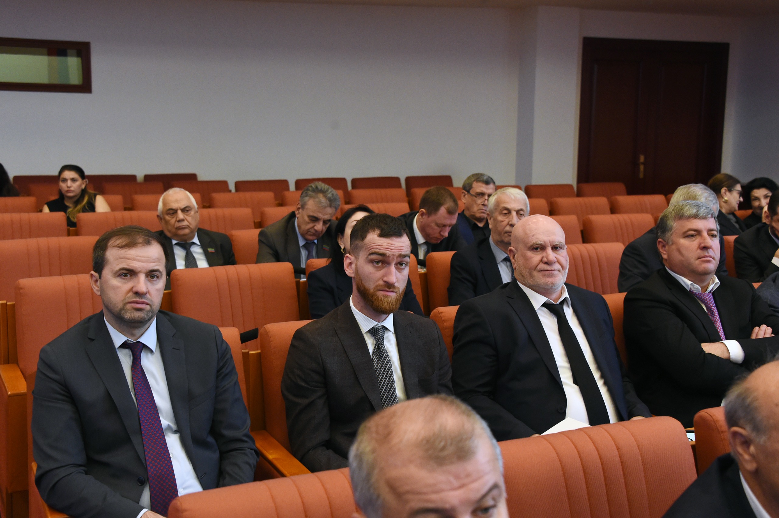 Темирлан Абуталимов принял участие в работе 47-й сессии Народного собрания Республики Дагестан седьмого созыва