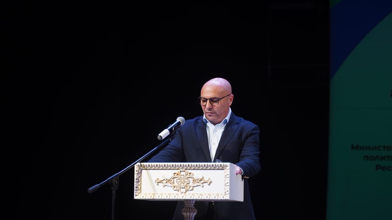 В Дербенте прошла Всероссийская научно-практической конференции «Единство традиций и инноваций: религия, цифровая безопасность и проектные решения в борьбе с терроризмом»