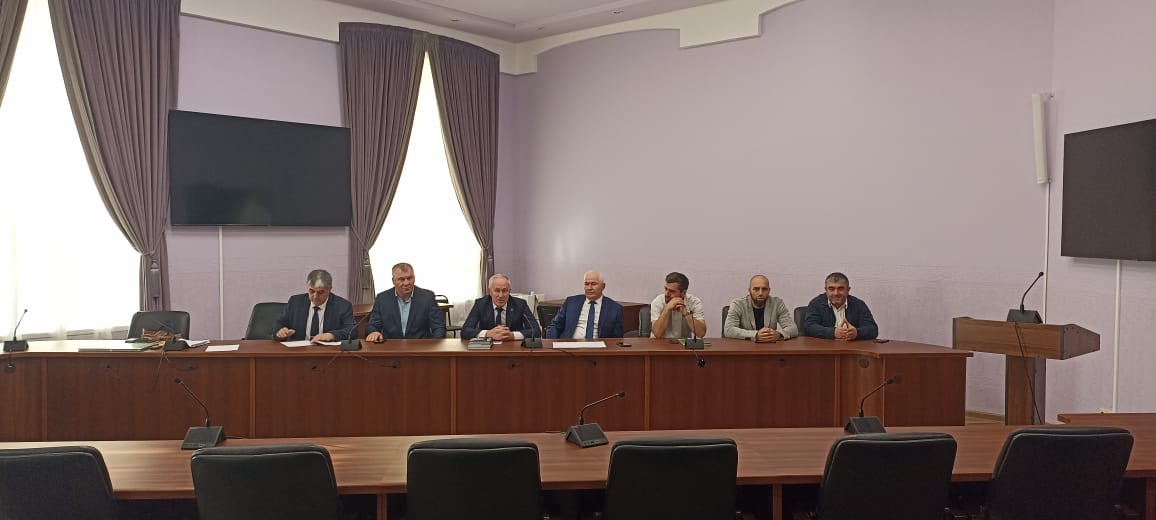 Представитель правительства Дагестана в Краснодарском крае встретился со студентами-земляками