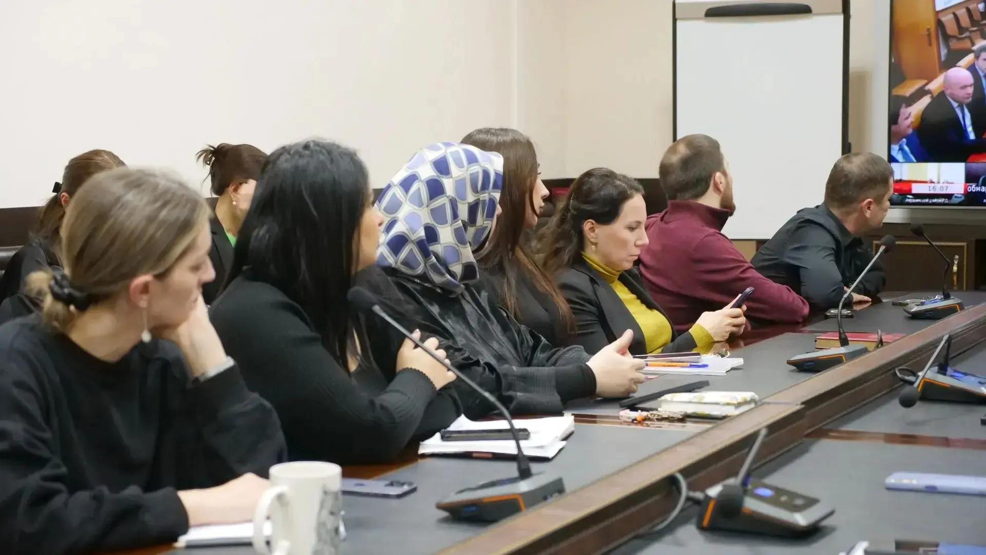 Одно из главных событий этого года: «Прямая линия» главы Дагестана Сергея Меликова проходит в эти минуты