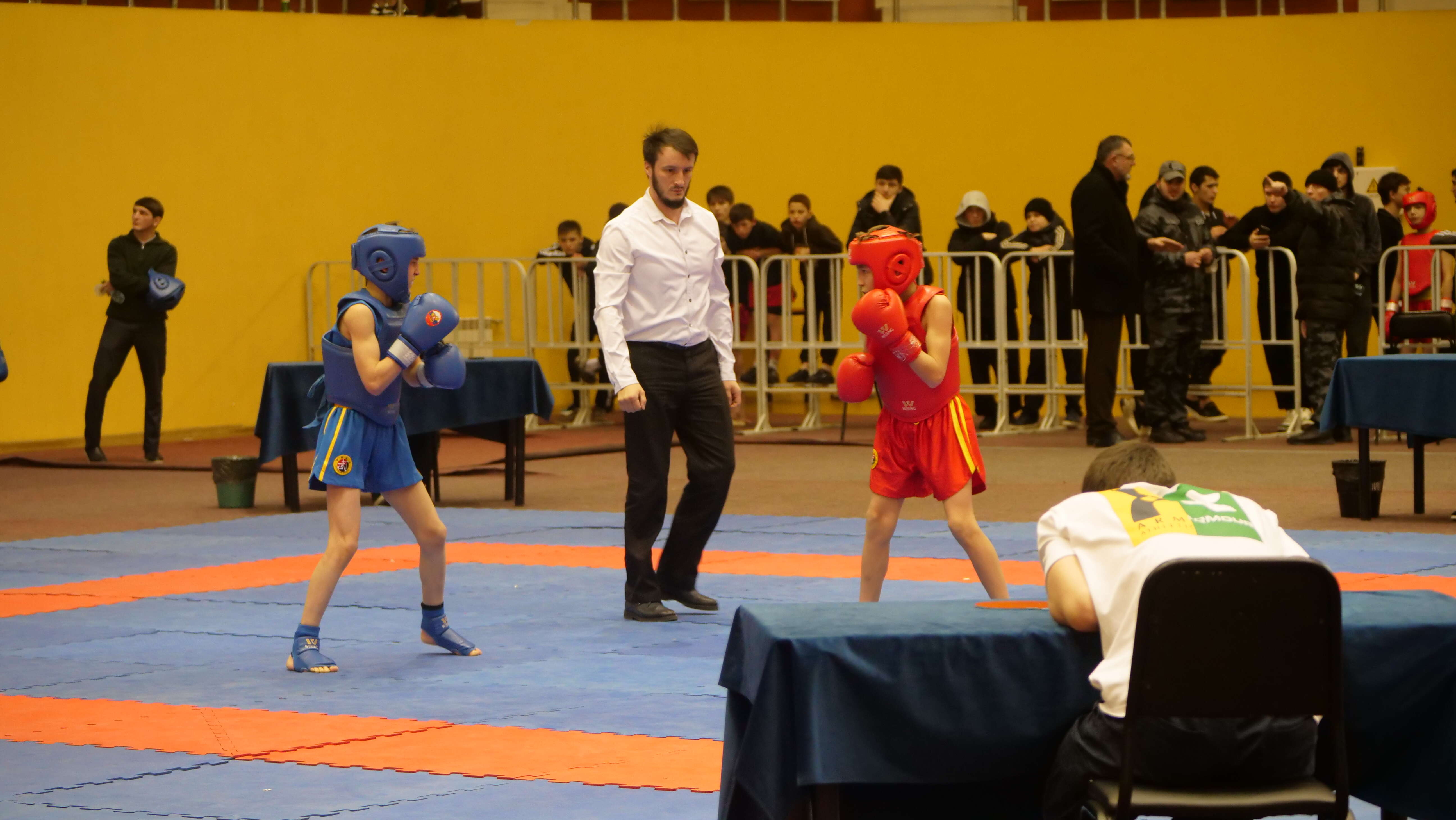 Герой и юные чемпионы. В Каспийске завершилось первенство Дагестана по ушу-саньда в честь Героя России Темирлана Абуталимова