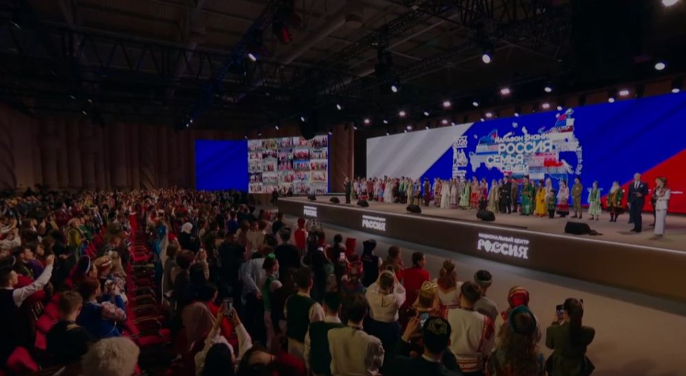 Темирлан Абуталимов принимает участие в торжественном открытии Года единства народов России в Москве