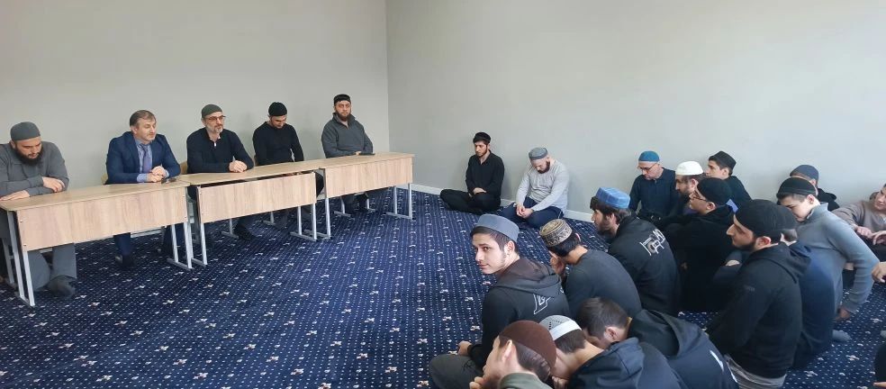 Миннац Дагестана проводит семинары для учащихся духовных образовательных организаций республики