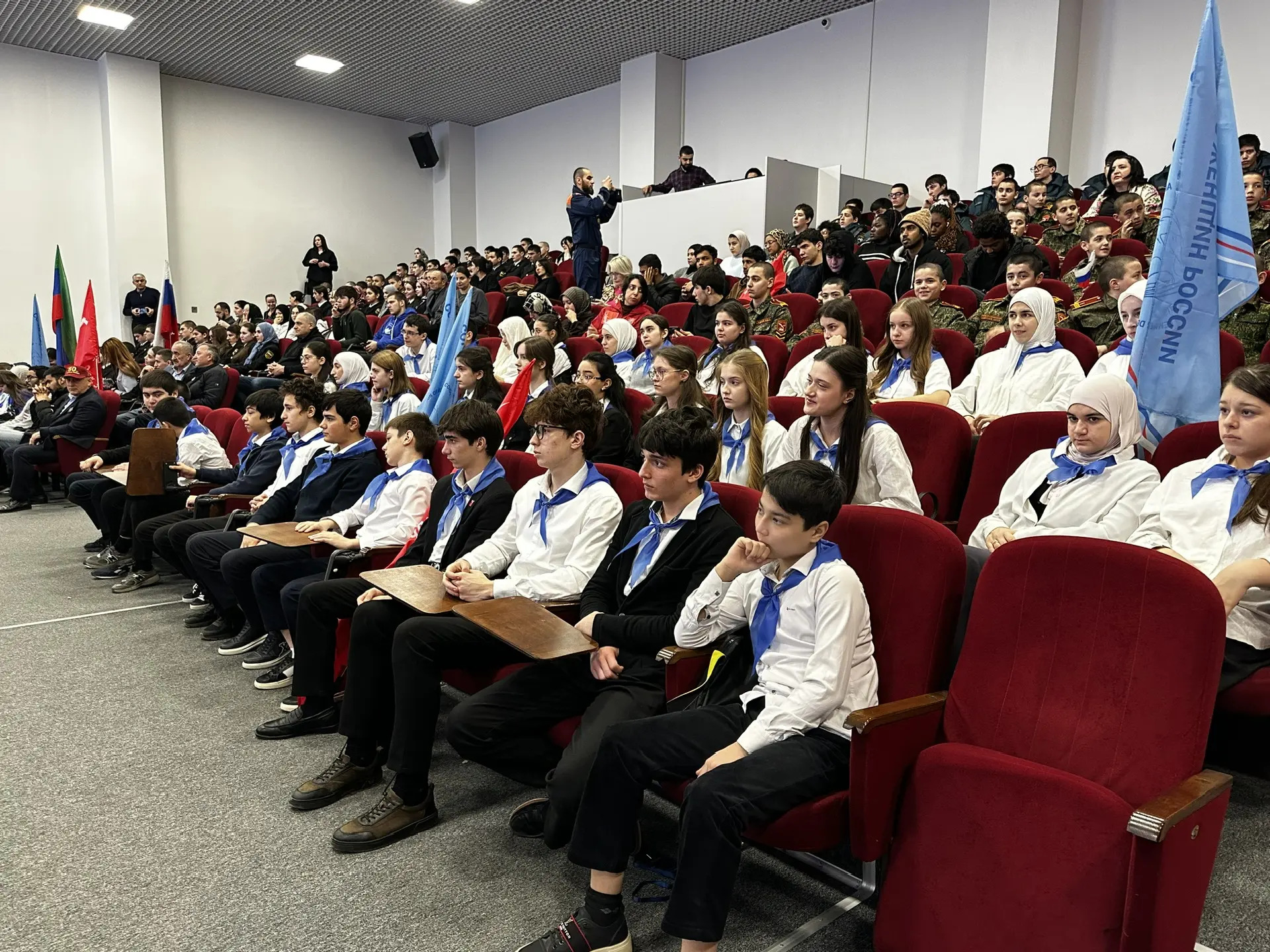 Защитникам Отечества посвящается... Масштабное патриотическое мероприятие прошло в Махачкале