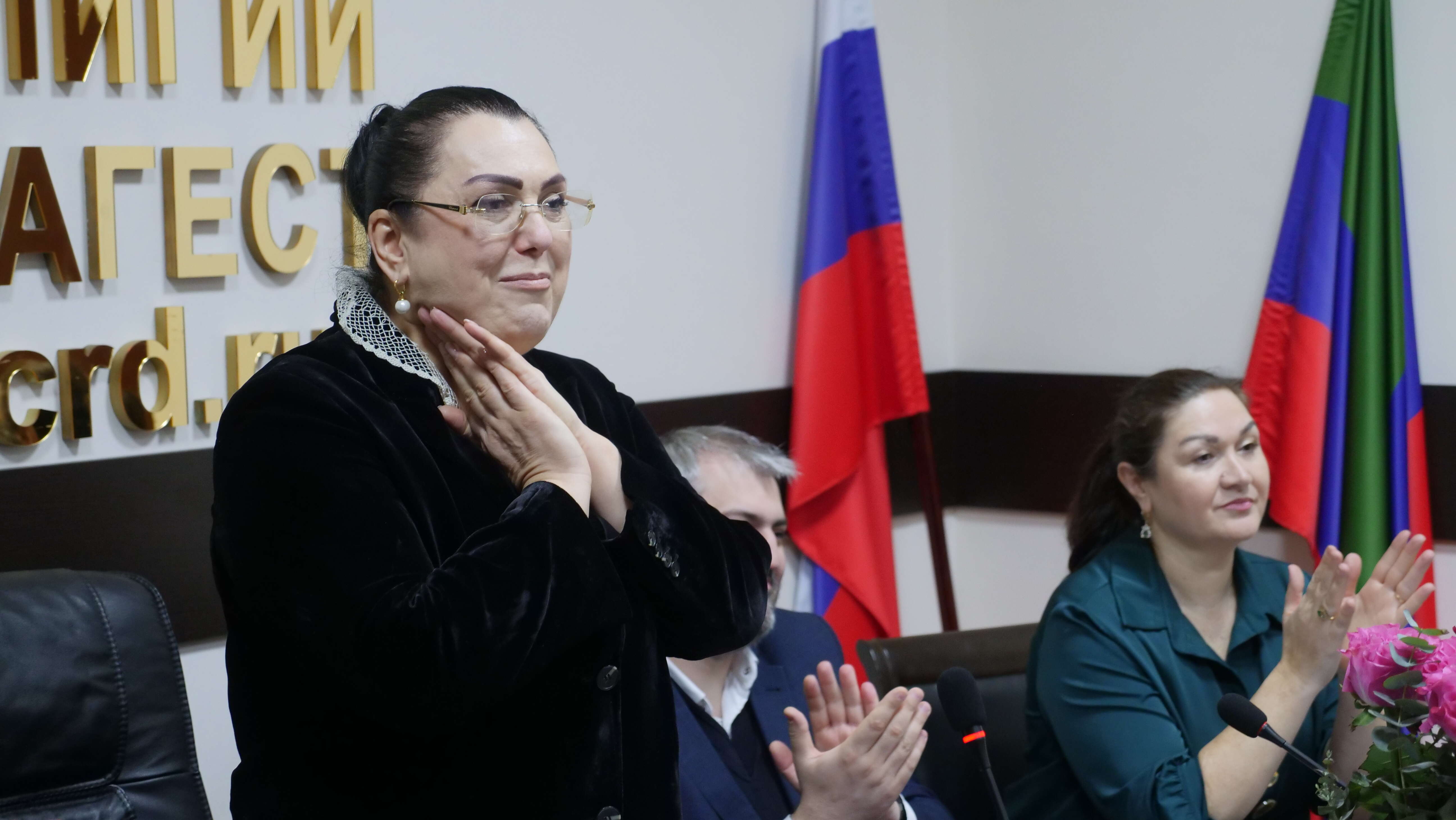 «В честь прекрасных дам» … Медаль «Слава матери защитника Отечества» вручили матерям участников СВО