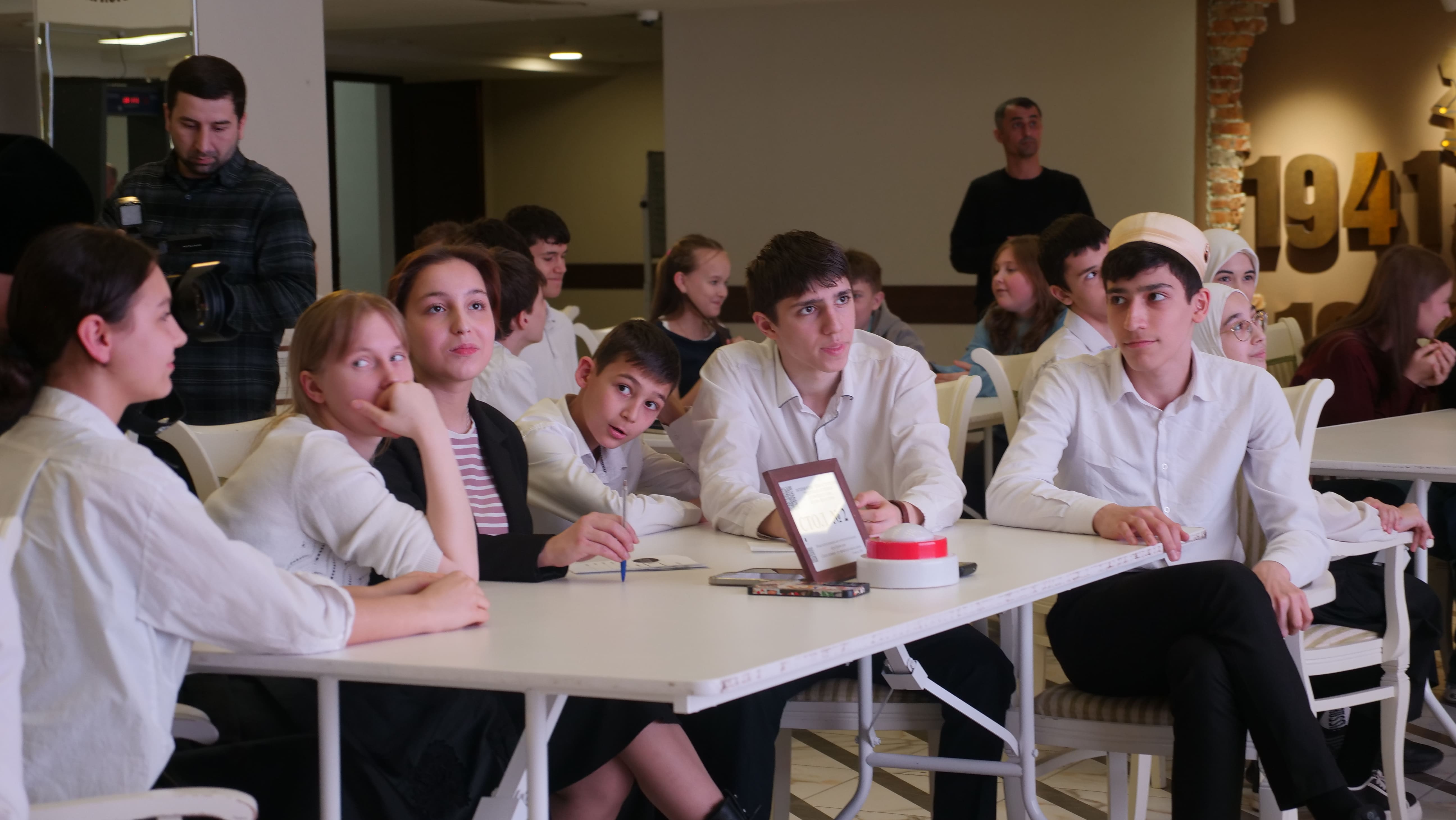 В Махачкале определили победителей межконфессионального брейн-ринга «Связь времен — от начала до наших дней»