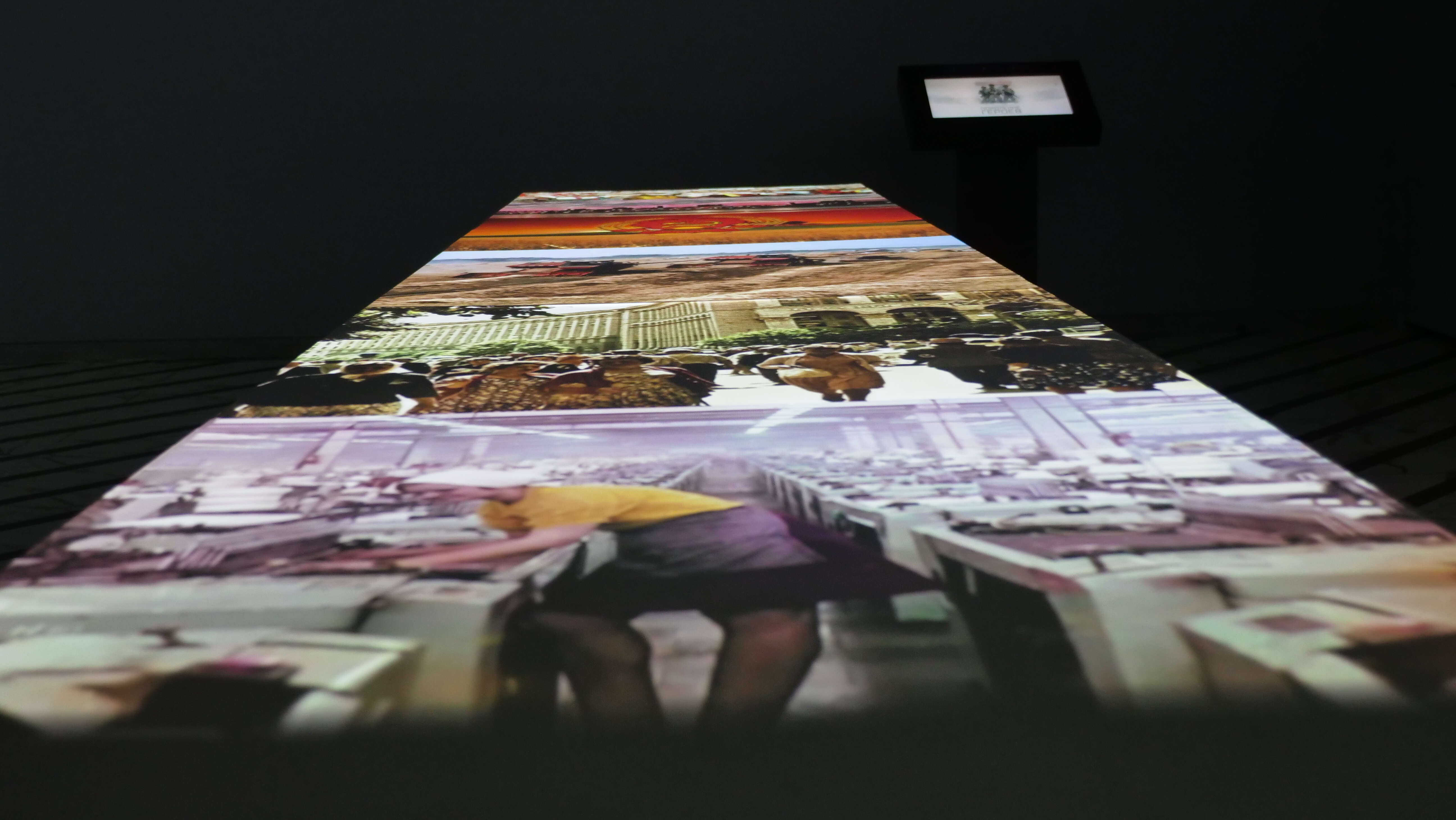 Коллектив Миннаца Дагестана посетил патриотическую мультимедийную выставку «Поколение героев»