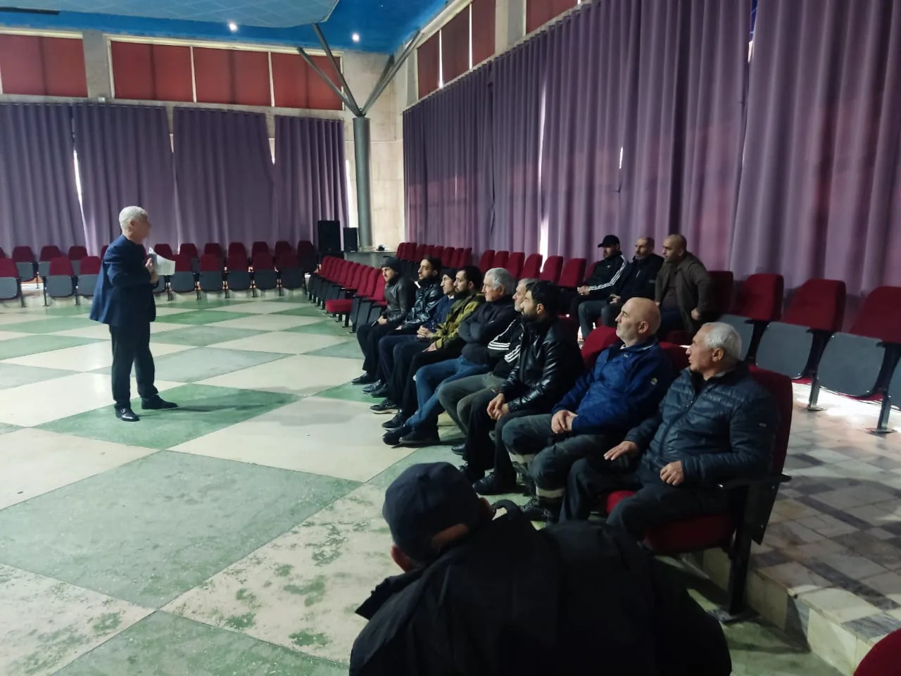 Правовая грамотность и адаптация к жизни в России. Миннац Дагестана проводит системную работу с иностранными гражданами