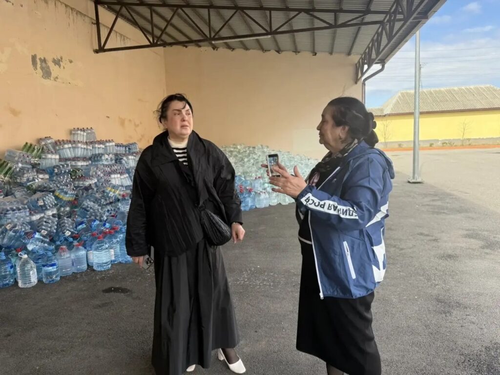 Гуманитарную помощь пострадавшим от паводков в Хасавюртовском районе оказал Союз женщин Дагестана