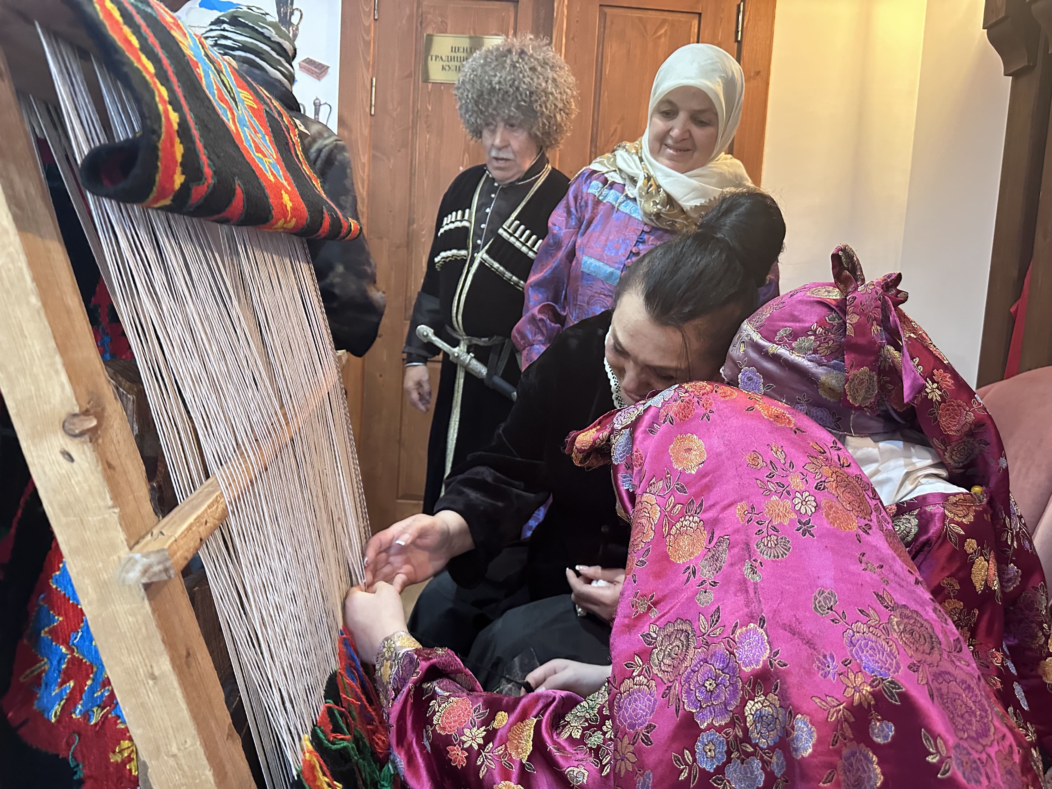 «Родник традиций»: слёт девушек в Гунибском районе