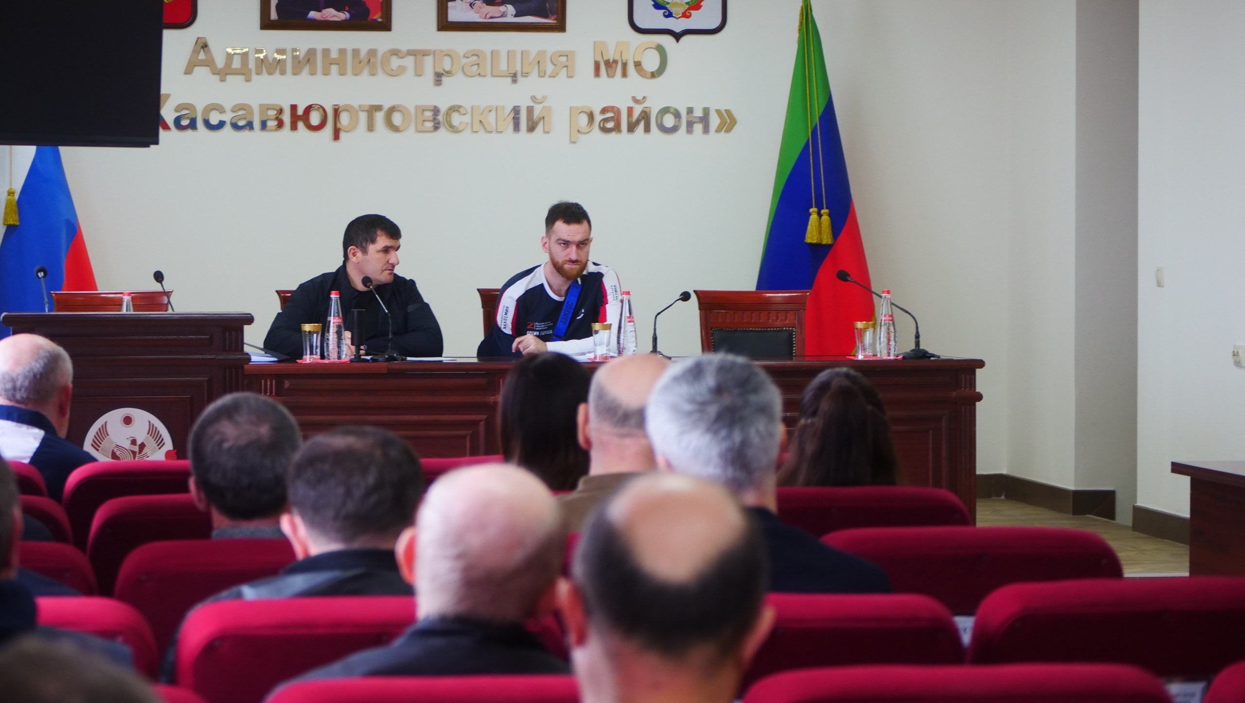 Темирлан Абуталимов посетил с рабочим визитом пострадавший от паводков Хасавюртовский район