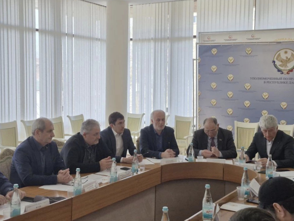 Представитель Миннаца Дагестана принял участие в общественных слушаниях по защите стратегического объекта в Махачкале