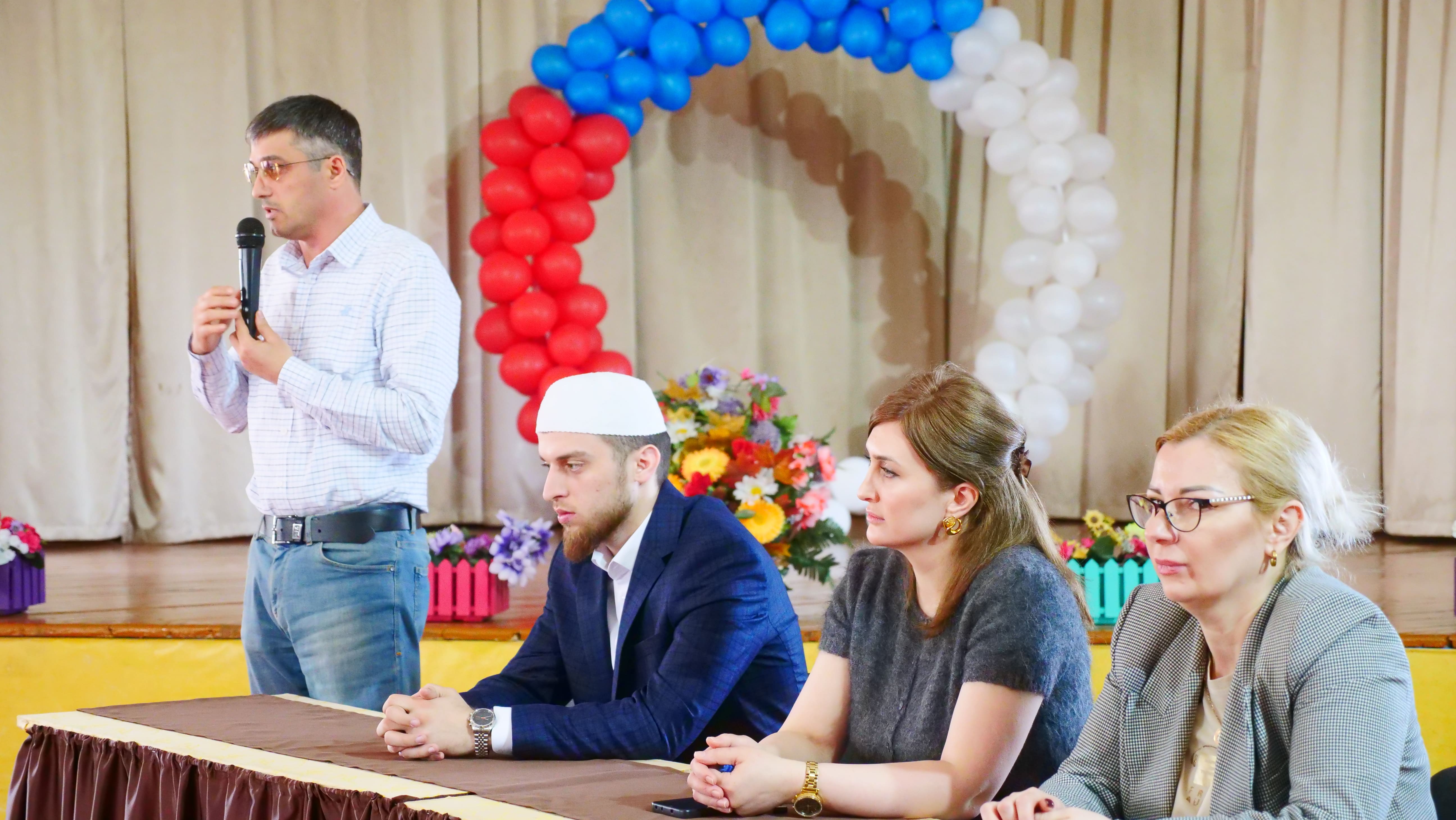 Диалог о безопасности и ответственности: в многопрофильном лицее №9 в Махачкале обсудили профилактику правонарушений и вопросы гражданского воспитания