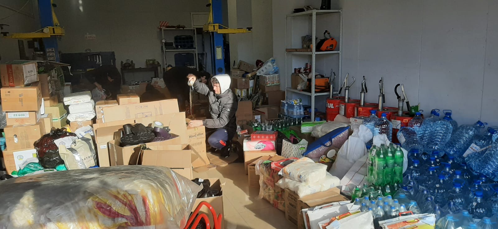 Единый гуманитарный поток: регионы России поддерживают пострадавшие районы Дагестана