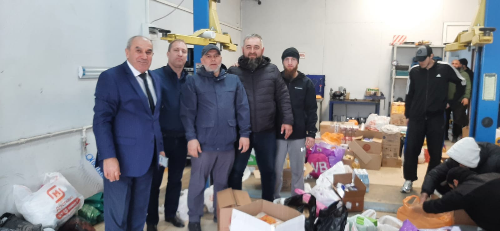 Единый гуманитарный поток: регионы России поддерживают пострадавшие районы Дагестана