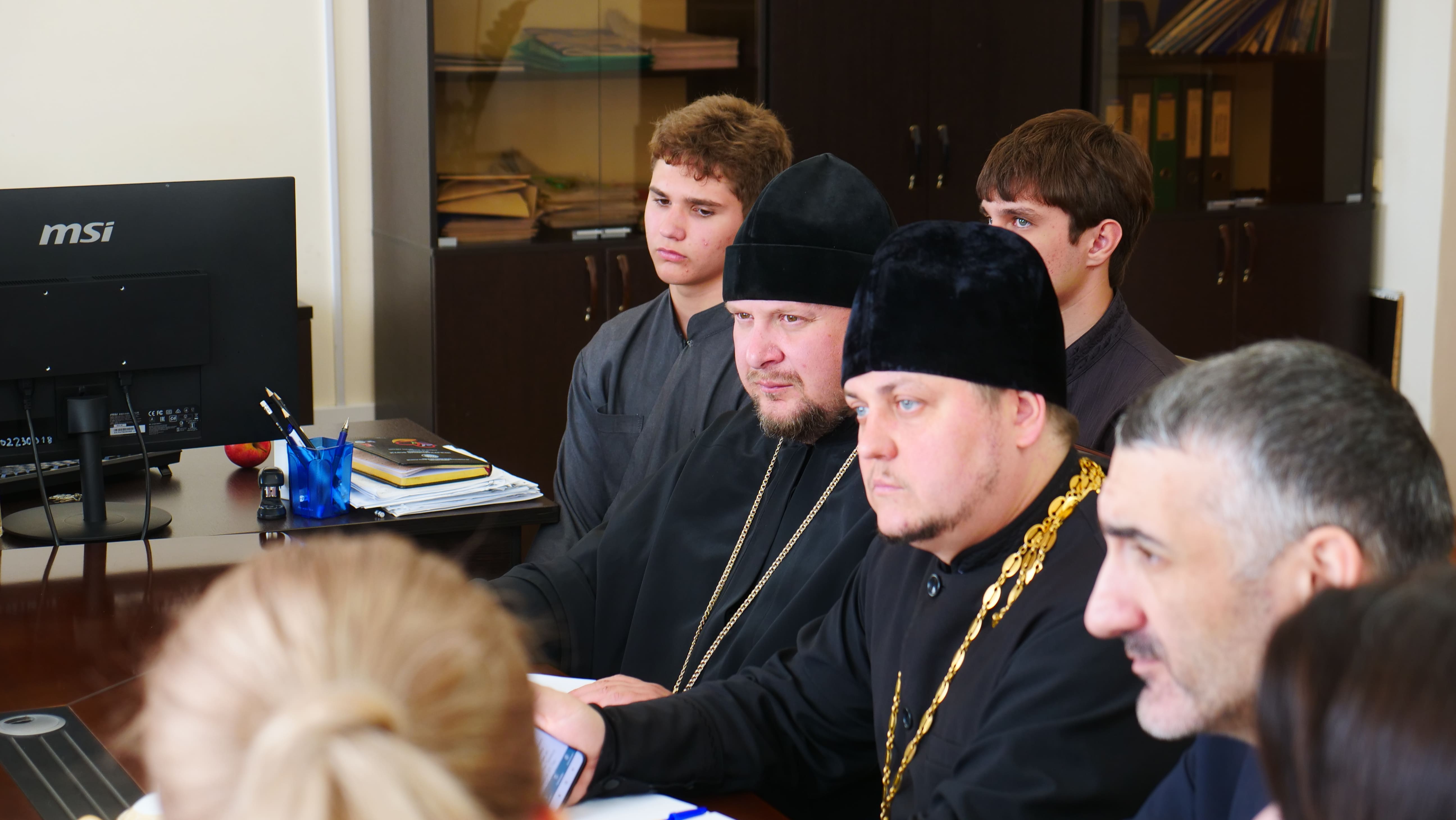 Вопросы проведения 13-го Международного межрелигиозного молодежного форума обсудили в Миннаце РД