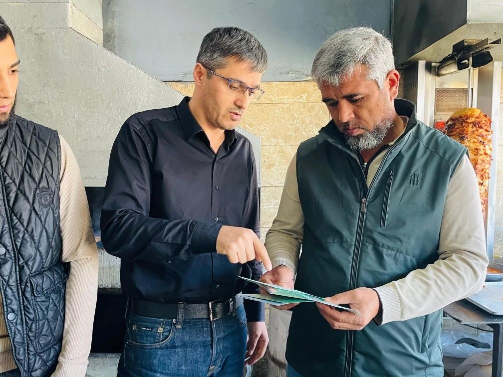 В Дагестане провели разъяснительные встречи с иностранными гражданами по вопросам миграционного законодательства и адаптации