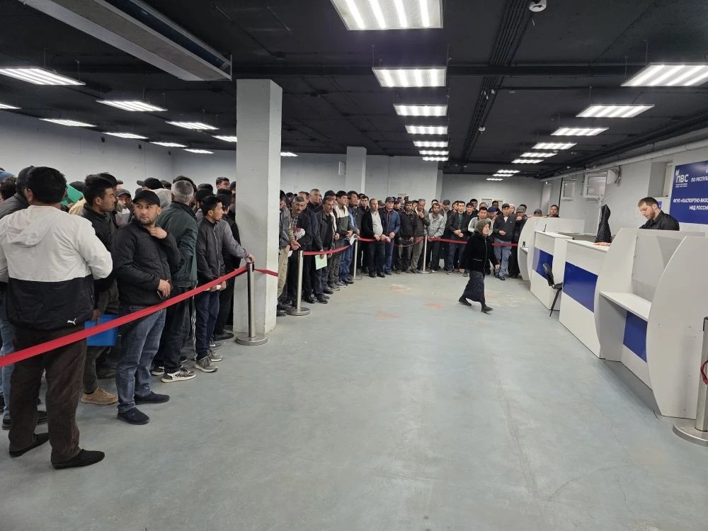 В Махачкале более 500 трудовых мигрантов узнали о правилах пребывания на территории России