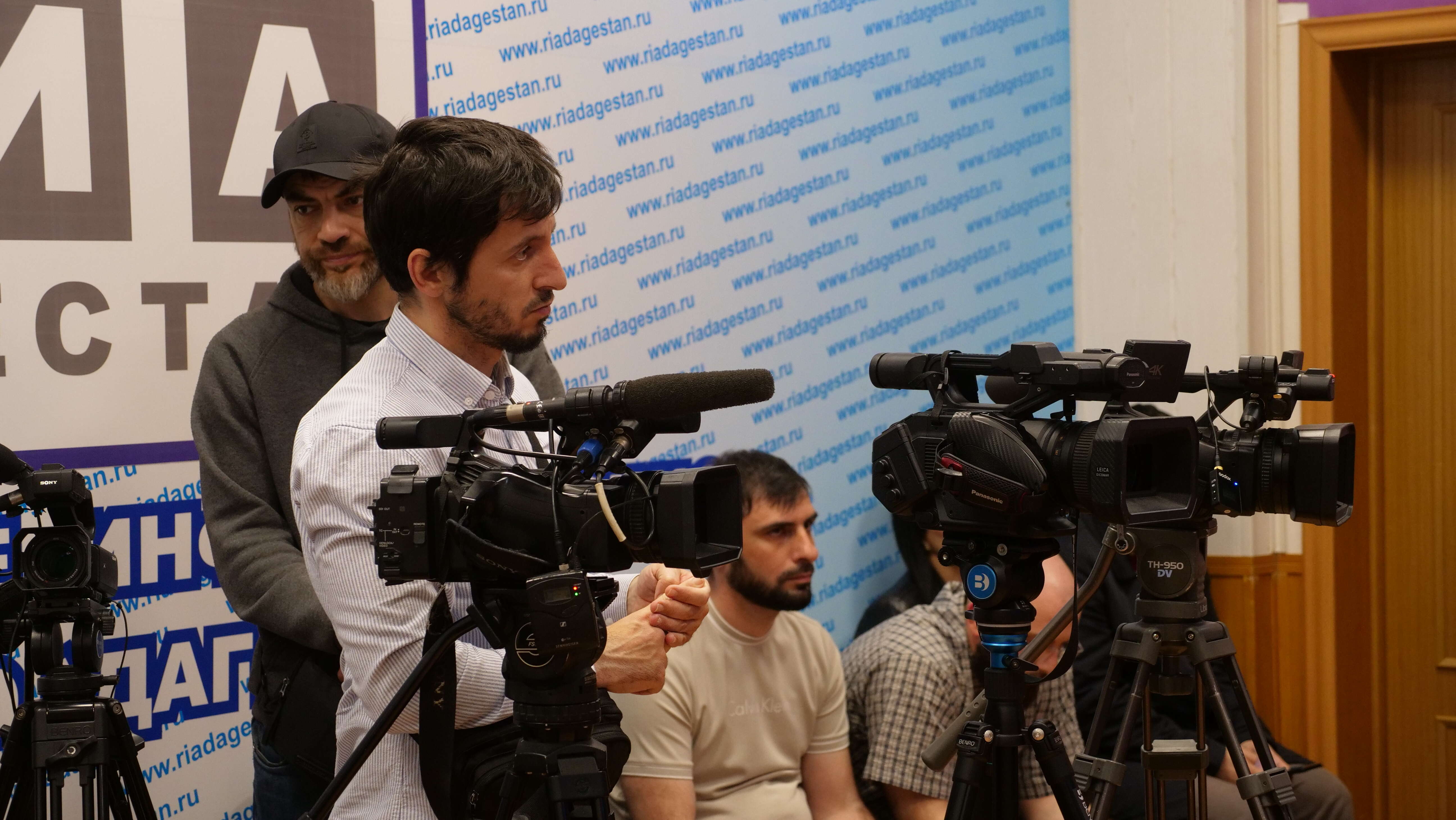 Все о хадж-кампании-2026. В Махачкале прошла пресс-конференция по вопросам отправки паломников к святым местам