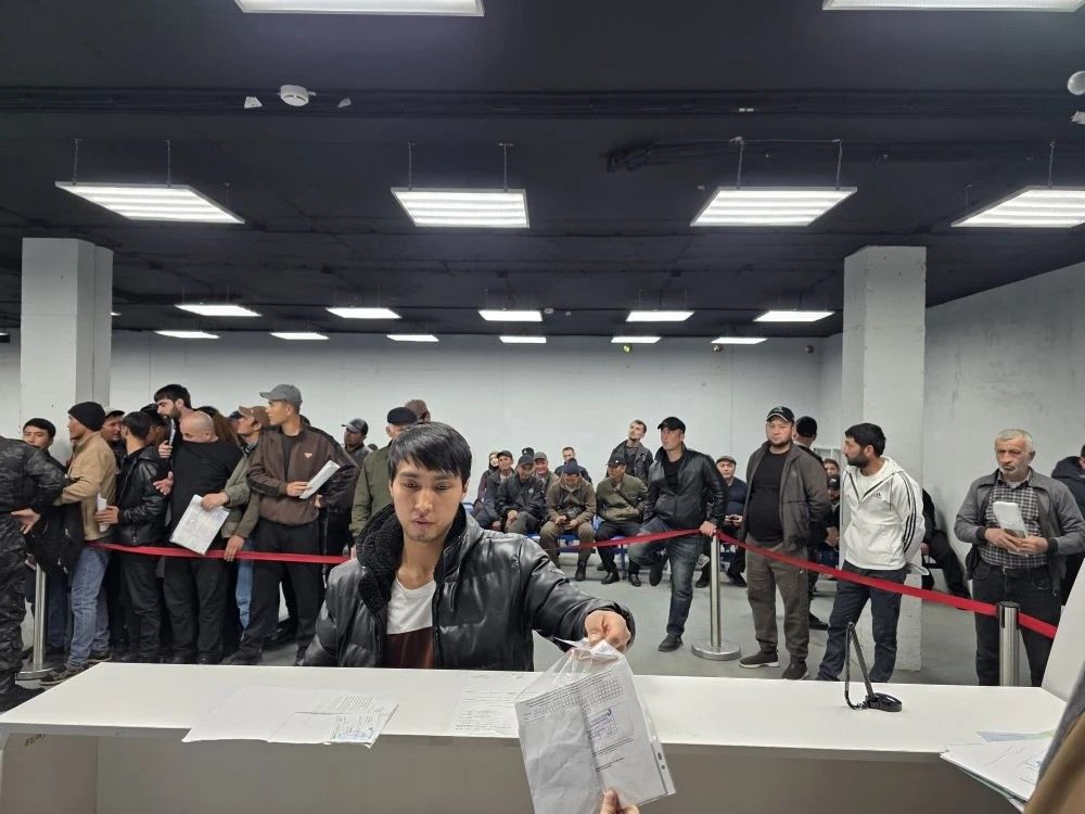 Более 520 трудовых мигрантов приняли участие в разъяснительных встречах в Махачкале