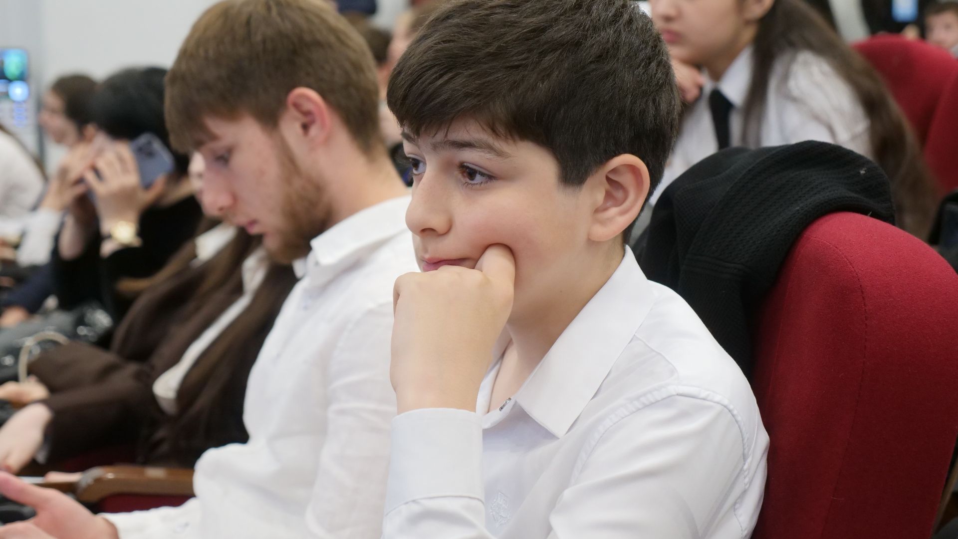 Темирлан Абуталимов принял участие в конференции, посвященной роли молодежи в укреплении единства страны