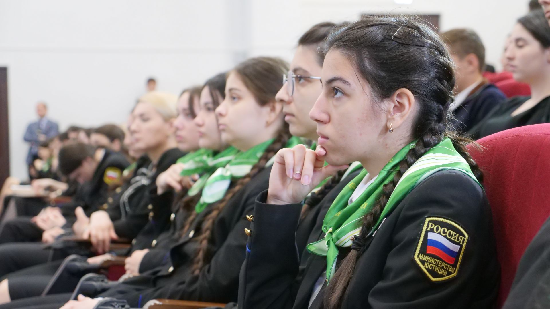 Темирлан Абуталимов принял участие в конференции, посвященной роли молодежи в укреплении единства страны
