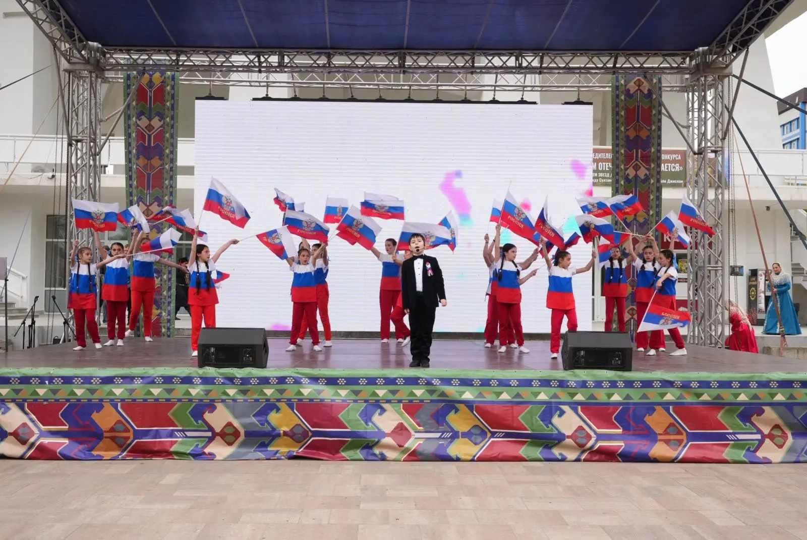 «Каспий – берега дружбы». В Махачкале завершился Международный фестиваль народного творчества