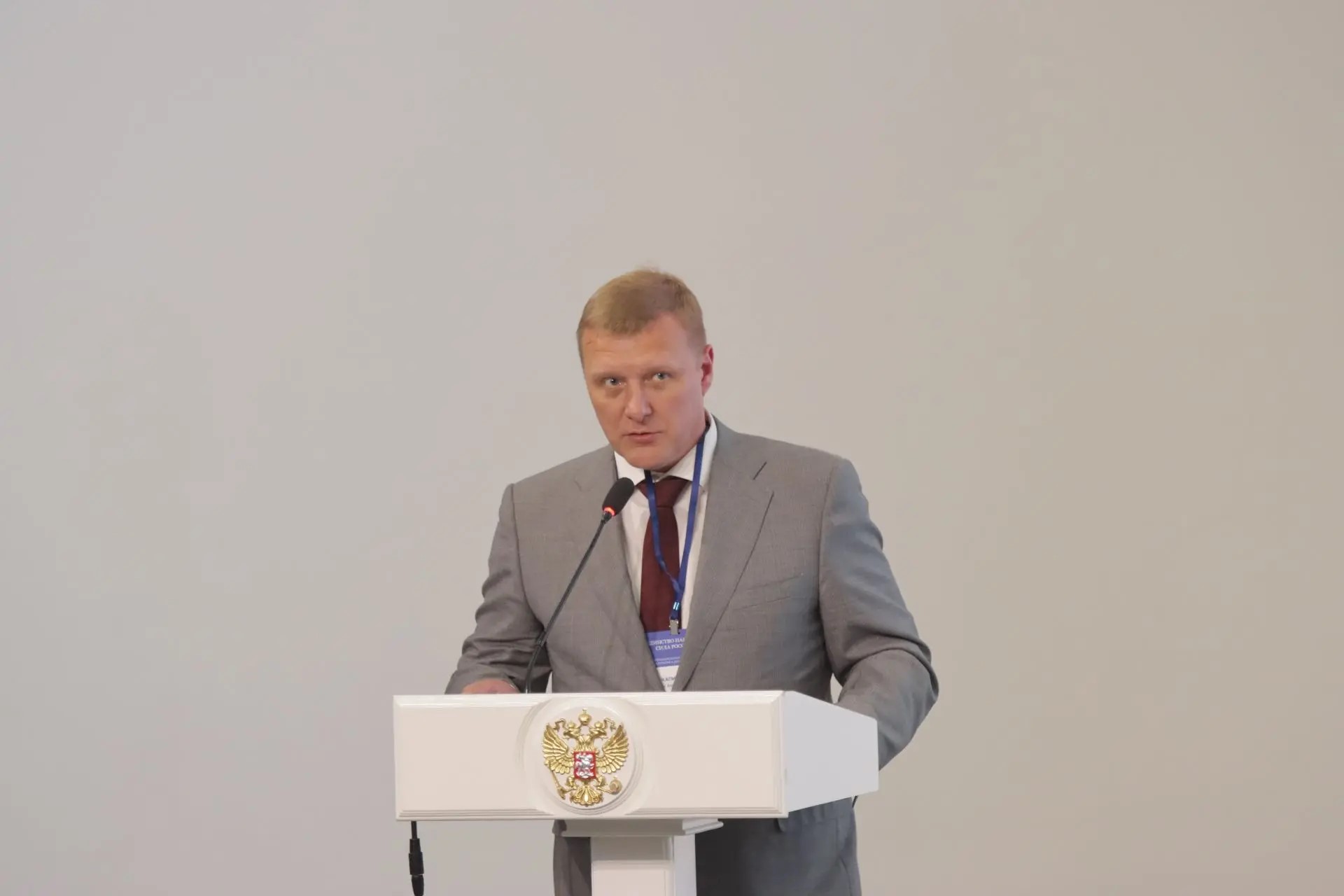 Народам России хорошо только тогда, когда они живут вместе.  Приоритеты государственной национальной политики России обсудили на пленарном заседании в Махачкале